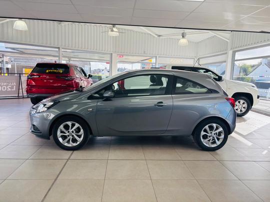 Vauxhall Corsa Photo at-daac6fef941f42f983fbce6083050c38.jpg