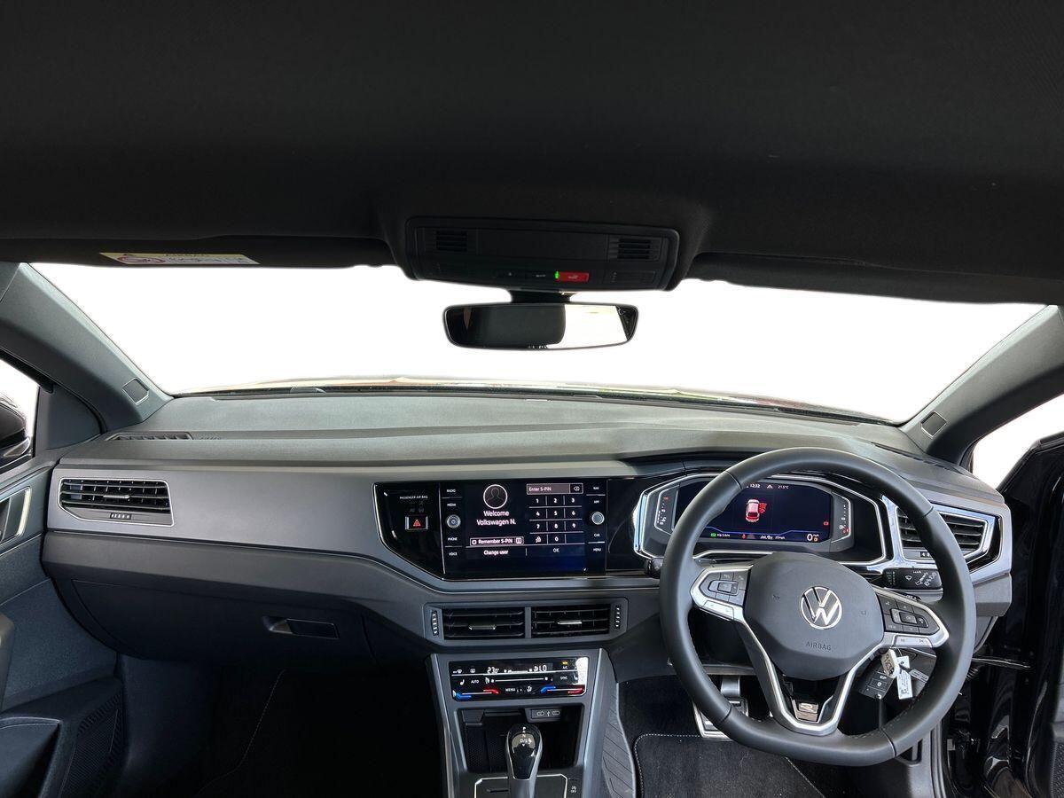 Volkswagen Taigo Photo at-dabe442a9f9443eea0c07b983b309efc.jpg