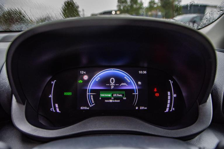 Used Toyota Yaris WM25GHK 14