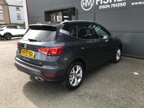 SEAT Arona Photo at-daf5d1df73624e2189e4a3adf270e480.jpg