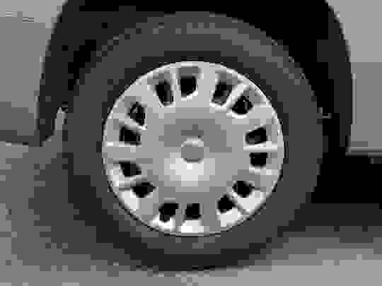 Vauxhall Combo Photo at-dafd6d1a23f84b3d8e58f1a7724dc1ad.jpg