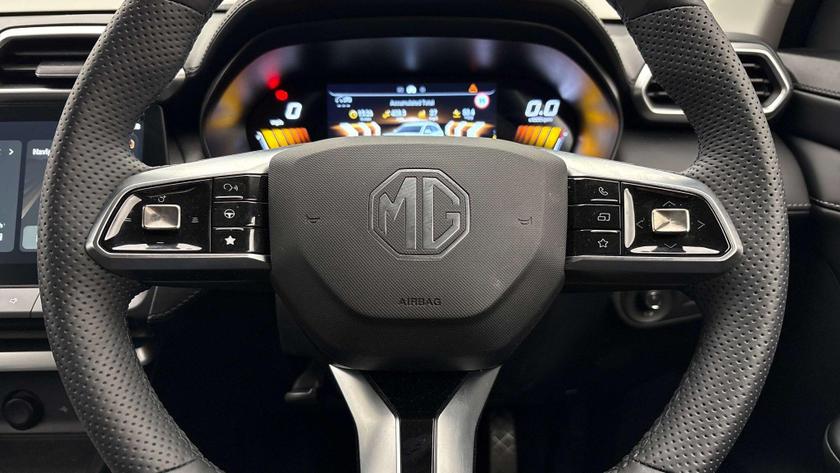 MG MG ZS Photo at-db069c2bce674ee787443808f34e56e8.jpg