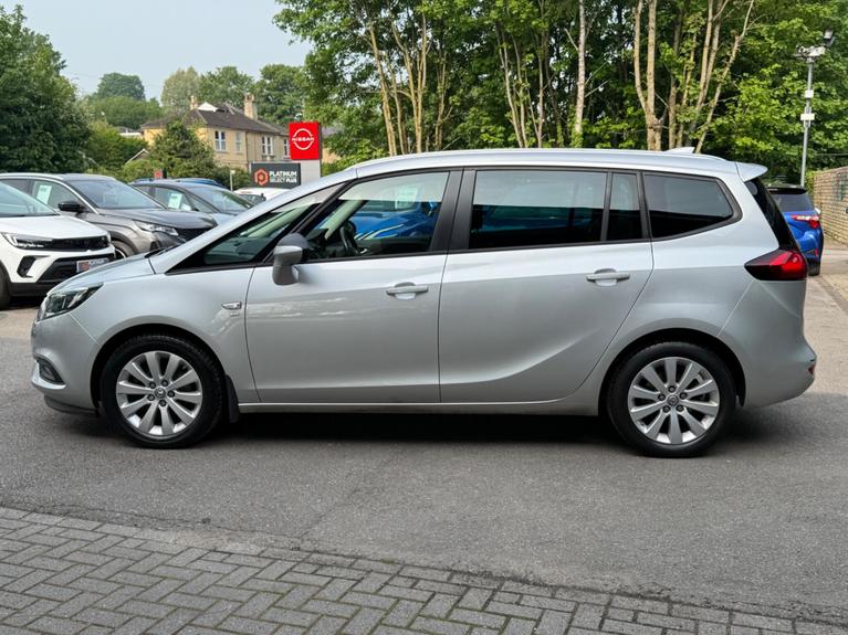 Used Vauxhall Zafira Tourer VN66YOP 5