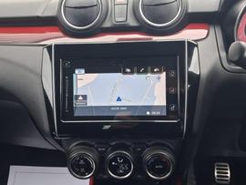 Suzuki Swift Photo 17