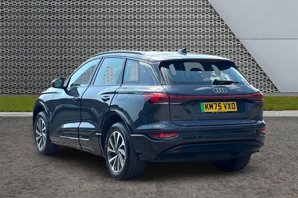 Audi Q6 Photo at-db2985c3094345c9bbd9ae29dbd1f930.jpg