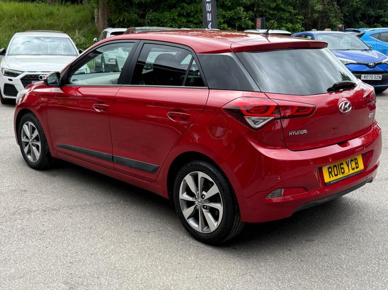 Used Hyundai i20 RO16YCB 4