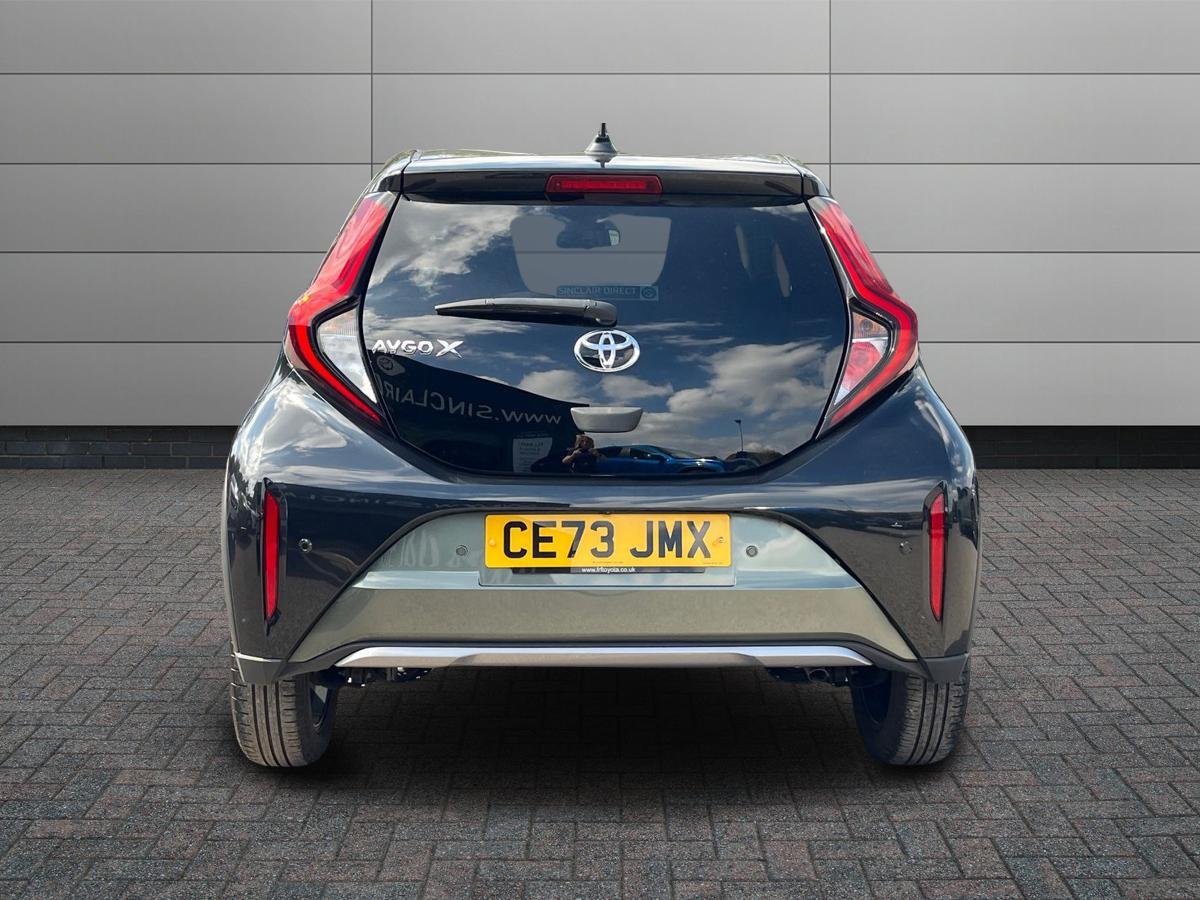 Toyota Aygo X Photo 6
