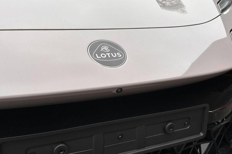 LOTUS Emeya Photo at-dbb5f39161584cac9968830914ffa0ea.jpg