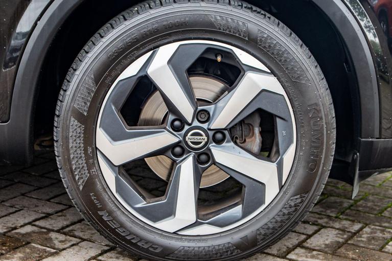 Used Nissan Qashqai DV22VNO 15