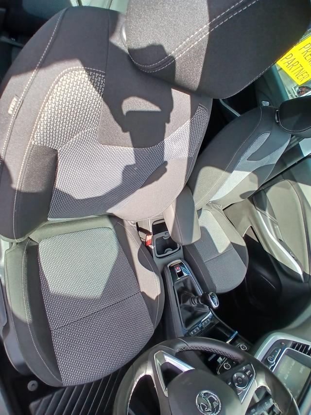 Used Vauxhall Grandland X FG68HHR 15