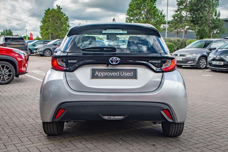 Used Toyota Yaris MD23EZK 4