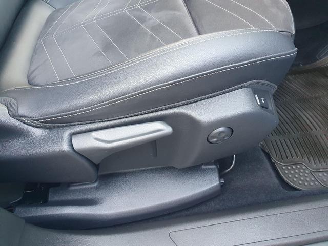 Used Vauxhall Grandland PJ24NVB 48