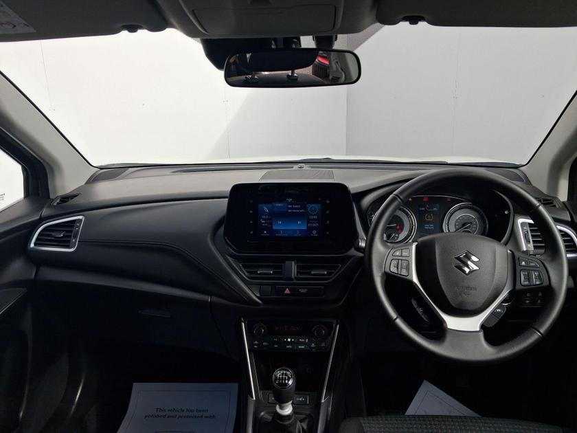 Suzuki S-Cross Photo at-dc411b9f704c4a06aaec53822658b3bd.jpg