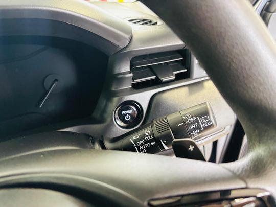 Honda HR-V Photo at-dc938c21044c4e9383265ab7de524b70.jpg