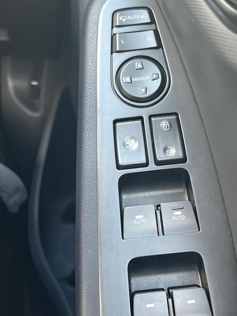 Used Hyundai IONIQ WN71UTT 15