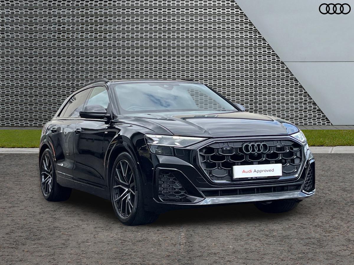 Audi Q8 listing photo