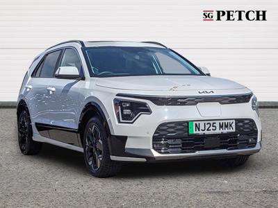 Used 2025 Kia Niro 64.8 kWh 4 White Pearl at Kia Motors UK