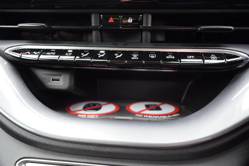 Fiat 500e Photo at-dccb506addb84a4580416cd74089939a.jpg