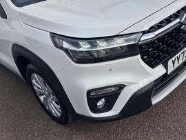 Suzuki S-Cross Photo 3