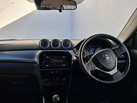 Suzuki Vitara Photo 10