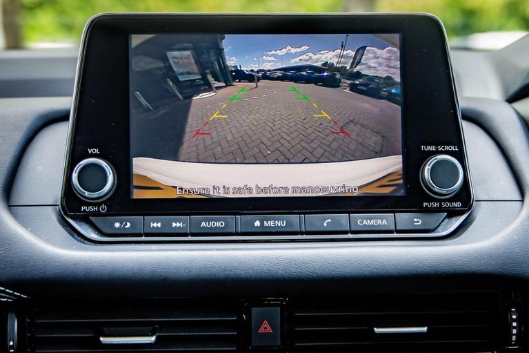 Used Nissan Qashqai BJ22XMB 17
