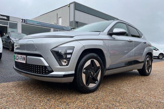 Hyundai KONA Photo at-dda7b57423cf44fcb6897c7097823854.jpg