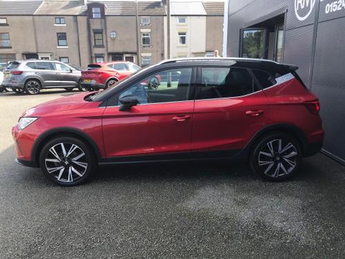 SEAT Arona Photo at-ddbed78c4d6448e3bcffaa4295229812.jpg