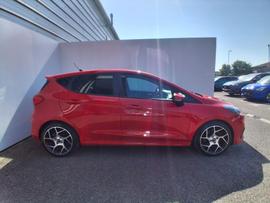 Ford Fiesta Photo 3