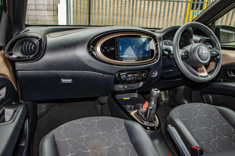 Used Toyota Aygo X WU73XTE 15