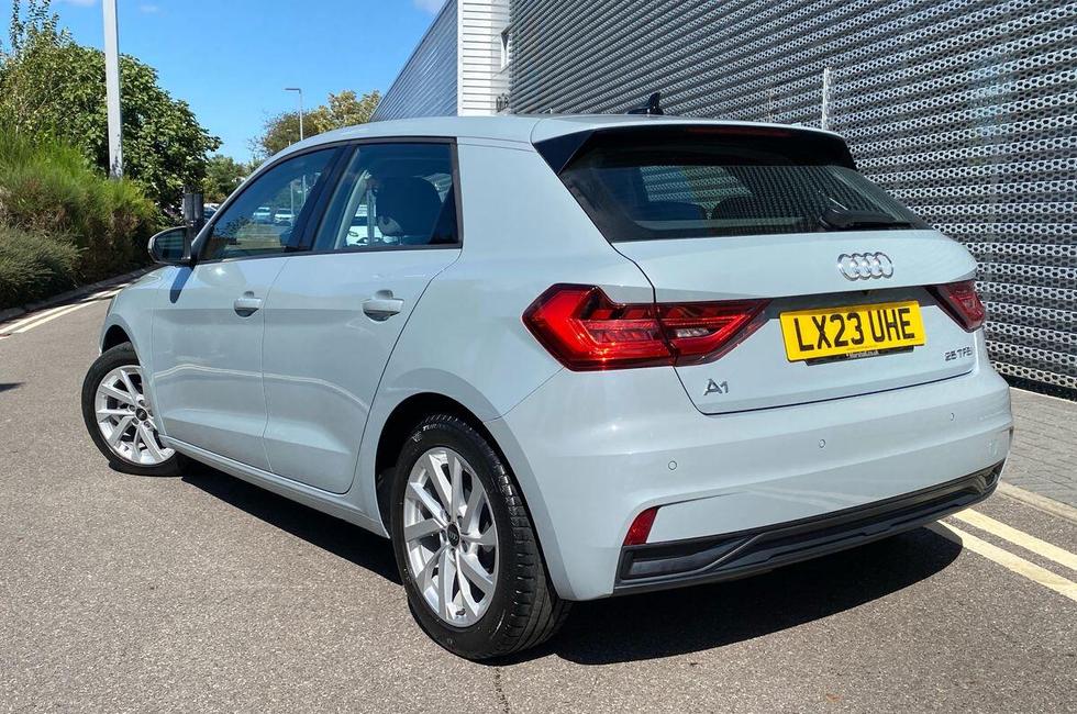 Audi A1 Photo at-de23c84fa2db4a6eaa7fe60a92808cd3.jpg