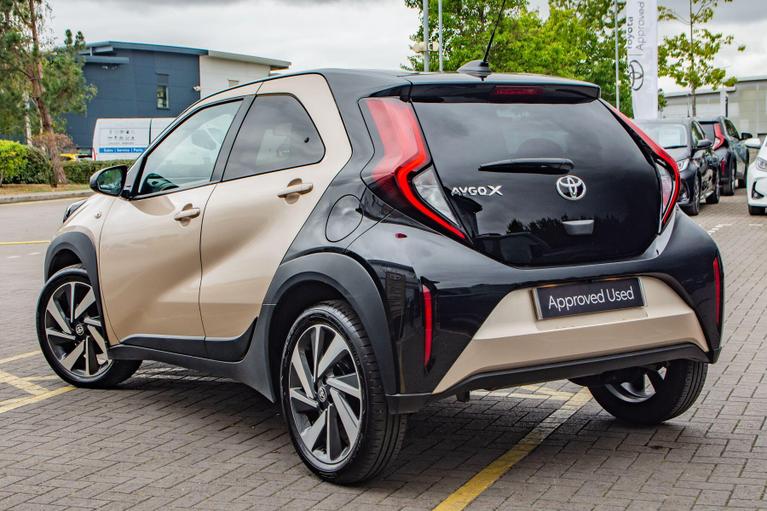 Used Toyota Aygo X YP24BLV 19