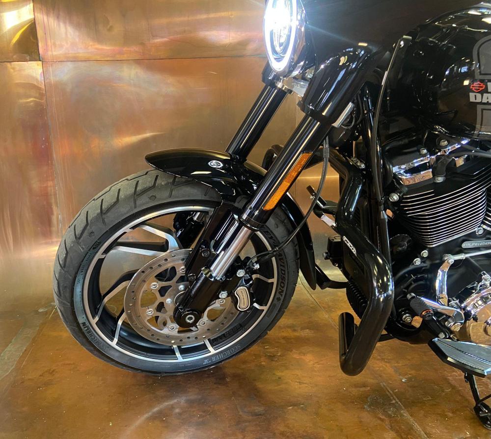 Harley-Davidson Softail Photo at-de5499db384b4666a4ba4acce4ed13b9.jpg