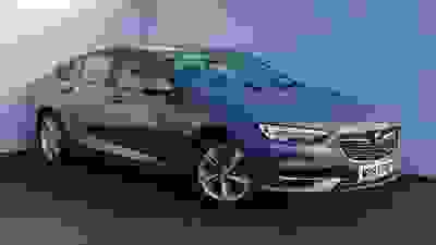 Used 2018 Vauxhall Insignia 1.5i Turbo Design Nav Grand Sport Euro 6 (s/s) 5dr Grey at Islington Motor Group