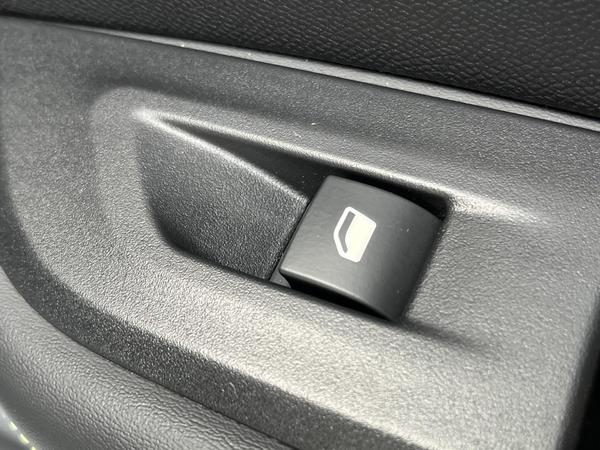 Used Peugeot 2008 KO25CHX 29