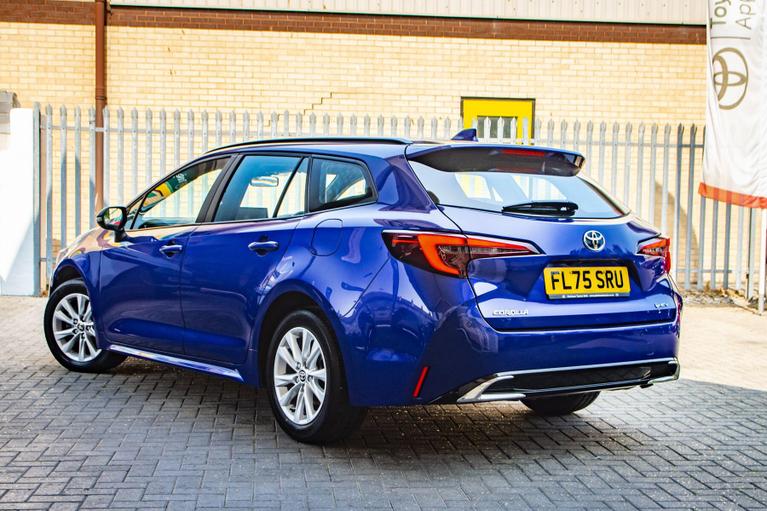 Used Toyota Corolla FL75SRU 9
