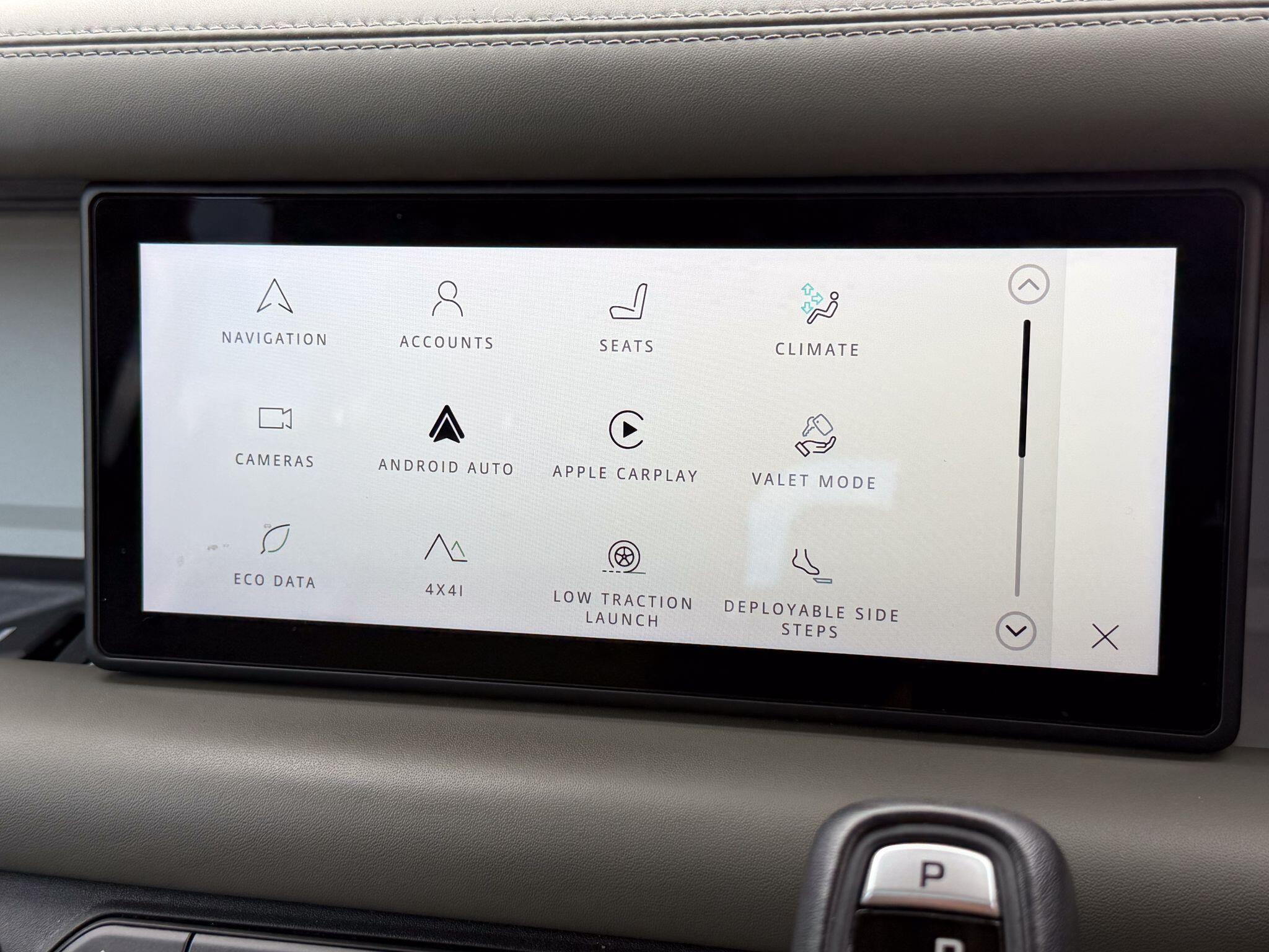 Land Rover Defender 110 2.0 SD4 HSE Auto 4WD Euro 6 (s/s) 5dr — photo 29