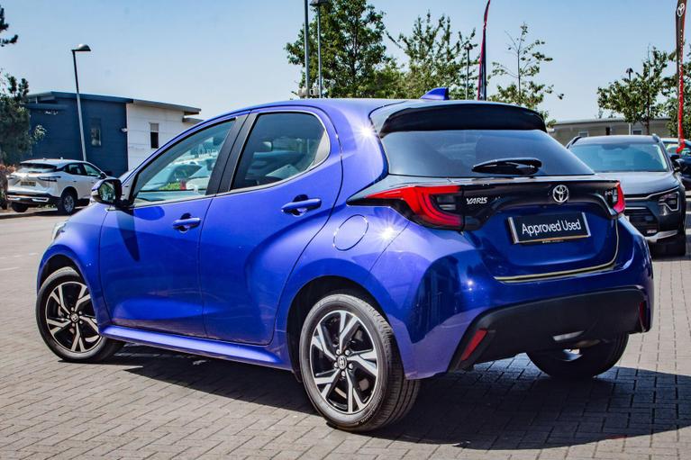 Used Toyota Yaris LM74KOX 19