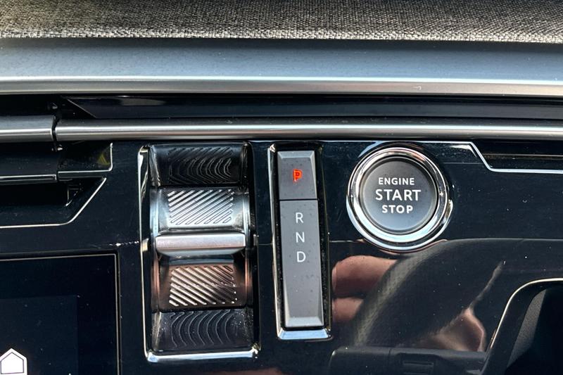 Used Peugeot E-3008 NV24RXT 42