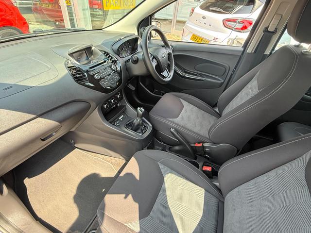 Used Ford Ka+ YA17KOJ 29