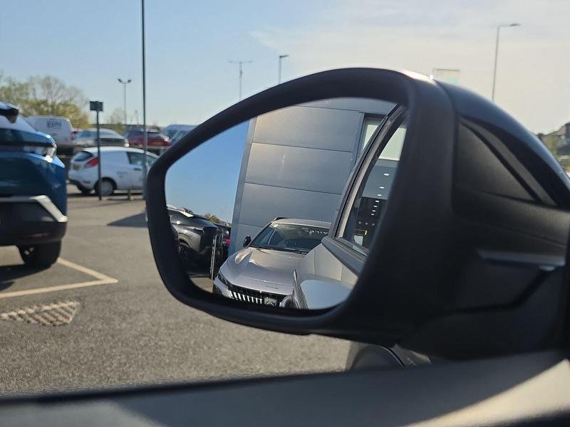 Used Peugeot 2008 KM25UPP 25