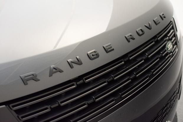 Land Rover RANGE ROVER SPORT Photo at-e001f4d02290430abbe9f71935e106a2.jpg