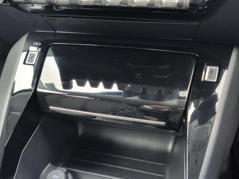 Used Peugeot 208 MC24HJV 44