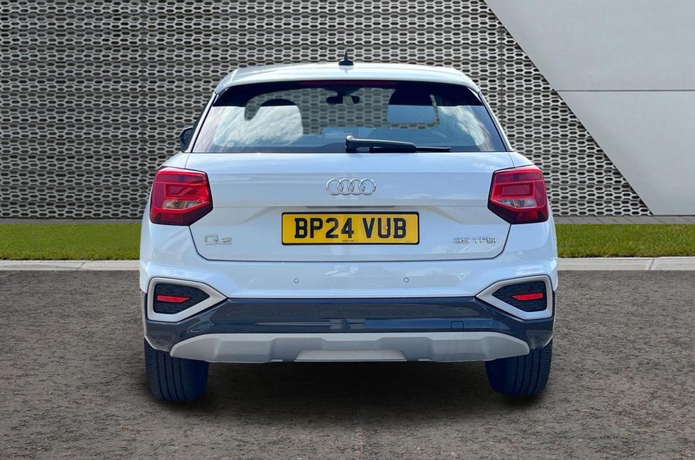 Audi Q2 Photo at-e01470ba6cc448fda2ce3d2b67f5649b.jpg