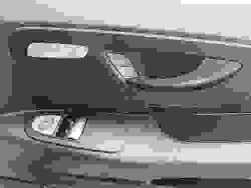 Mercedes-Benz eVito Photo at-e0160c84a63448c990383de368595548.jpg