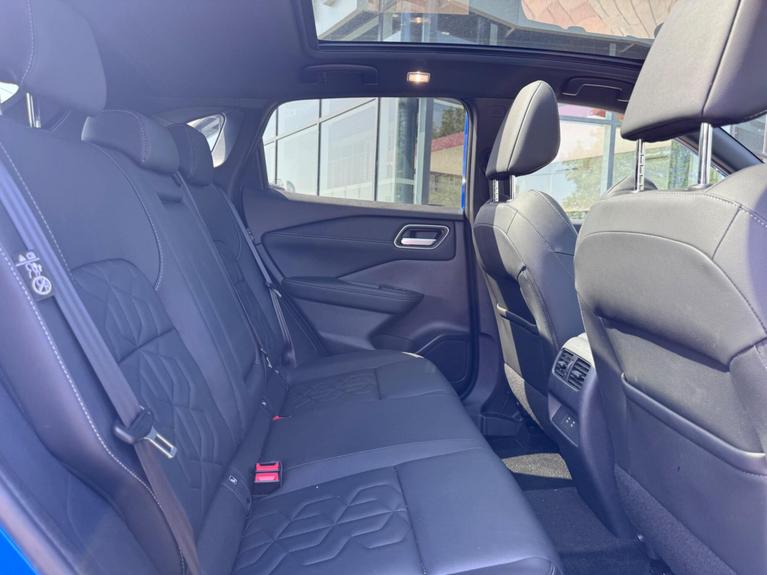 Used Nissan Qashqai OV75AVL 13