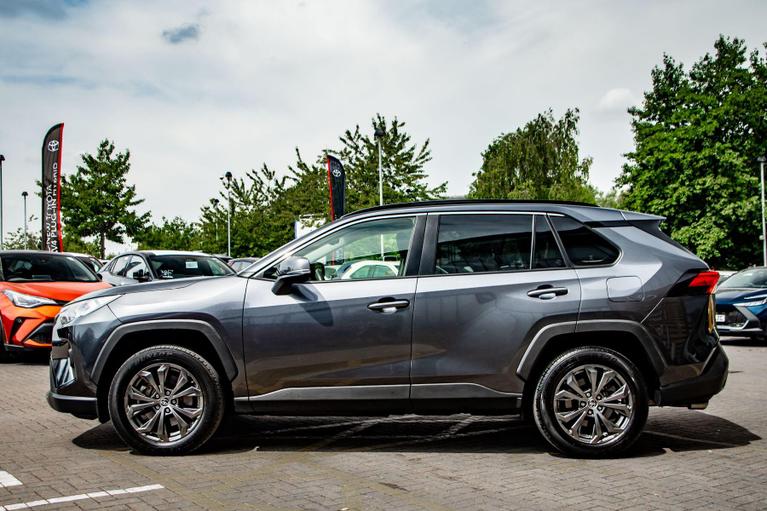 Used Toyota RAV4 LF72UHD 18