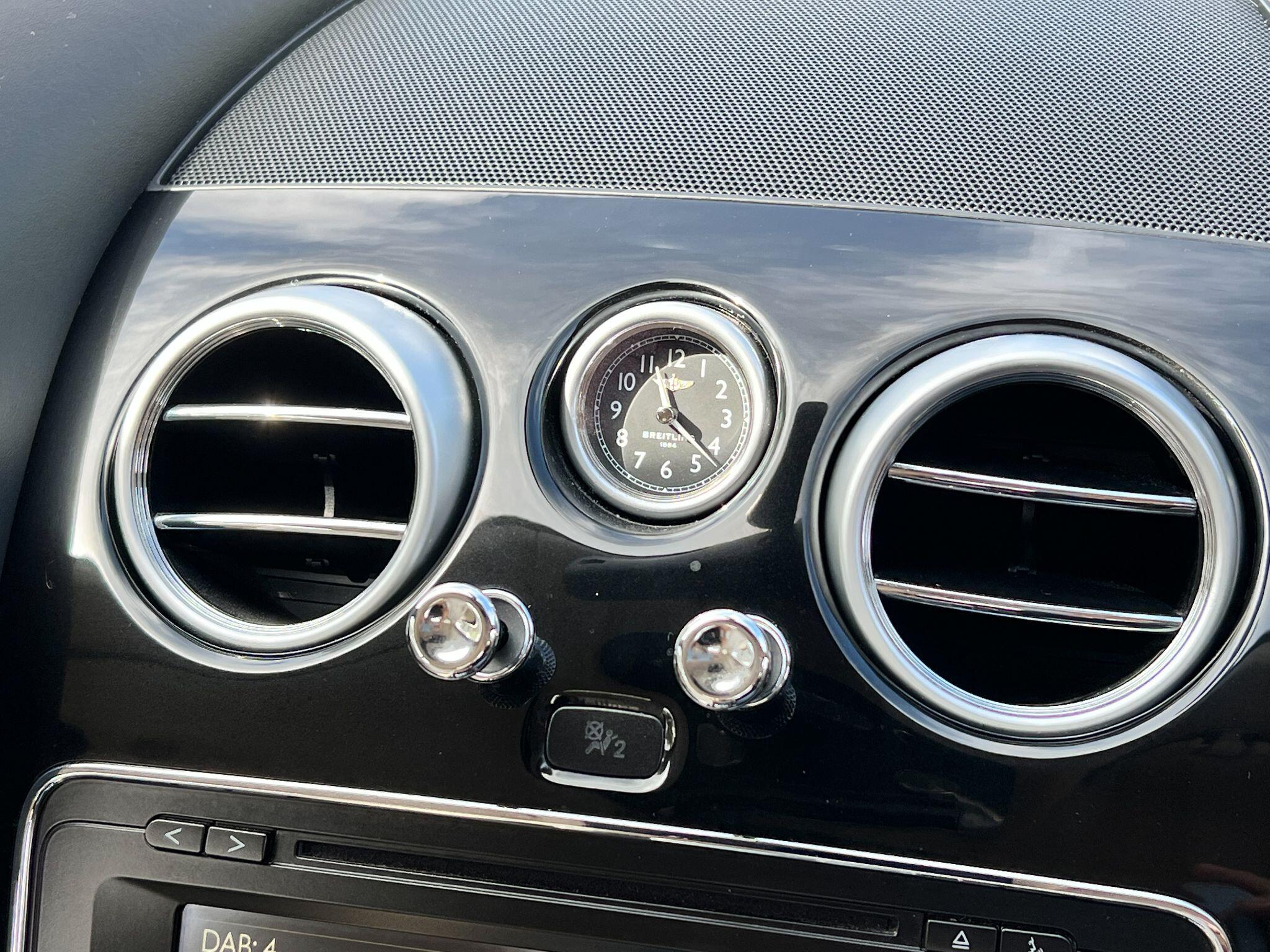 Bentley Continental 4.0 V8 GT S Auto 4WD Euro 5 2dr — photo 18