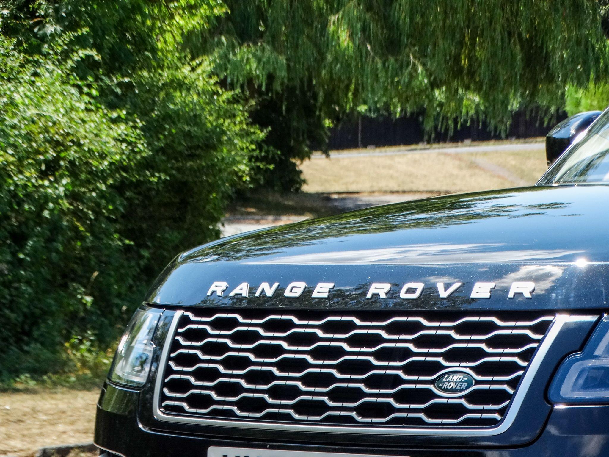Land Rover Range Rover 4.4 SD V8 Autobiography Auto 4WD Euro 6 (s/s) 5dr — photo 9