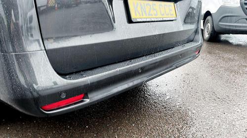 Mercedes-Benz Vito Photo at-e04490c5222c4ff9b7c6e5631da469d1.jpg