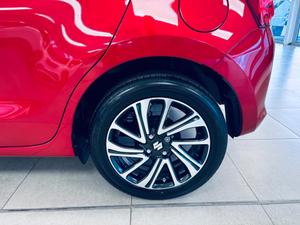 Suzuki Swift Photo 18